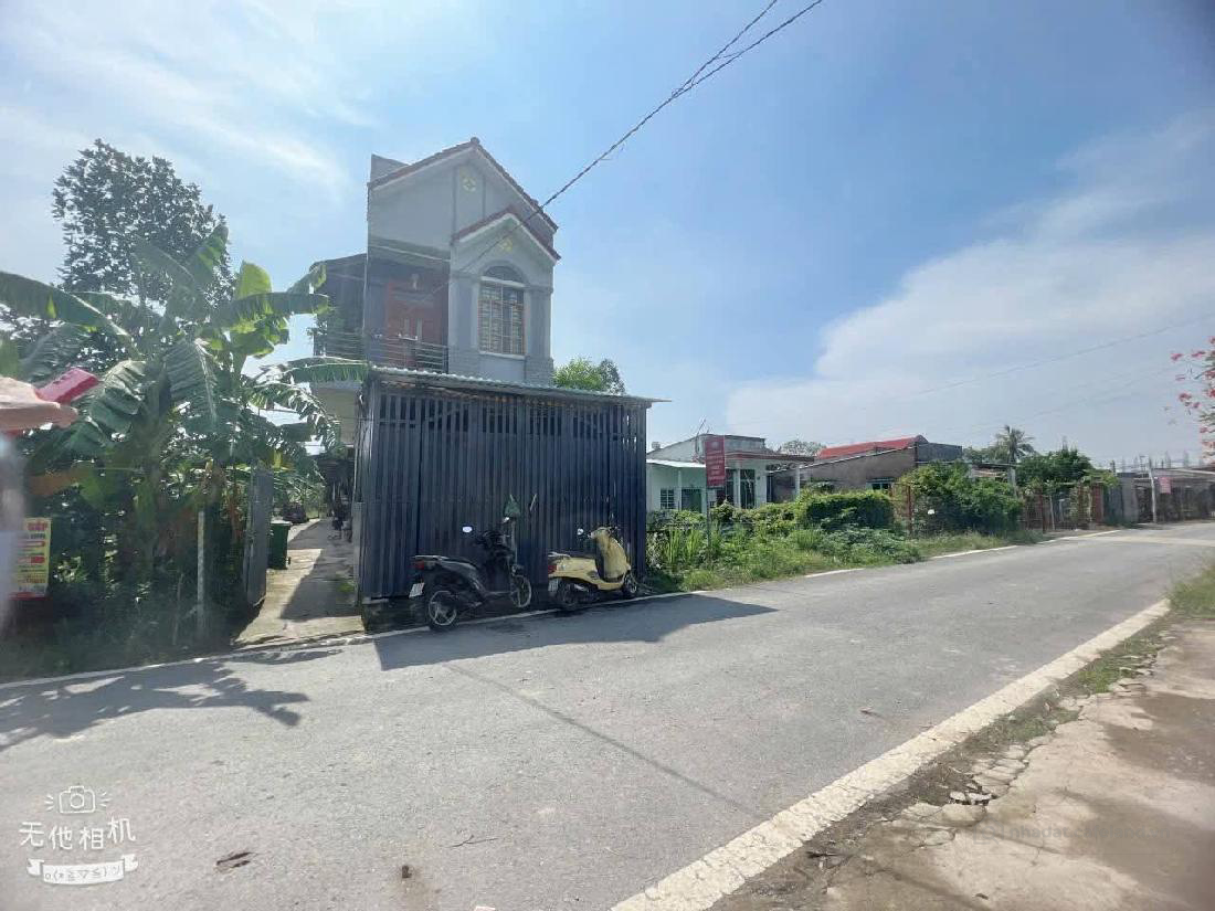 Kẹt tiền bán gấp dãy trọ có 11phòng, mặt tiền 1 lầu giá 2t hơn có thương lượng