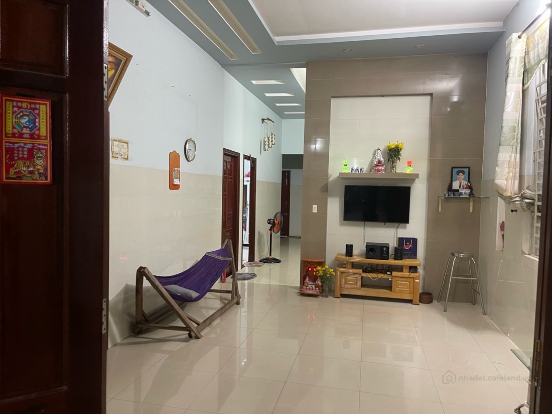 Nhà Nguyên Căn Cực Đẹp Cần Bán