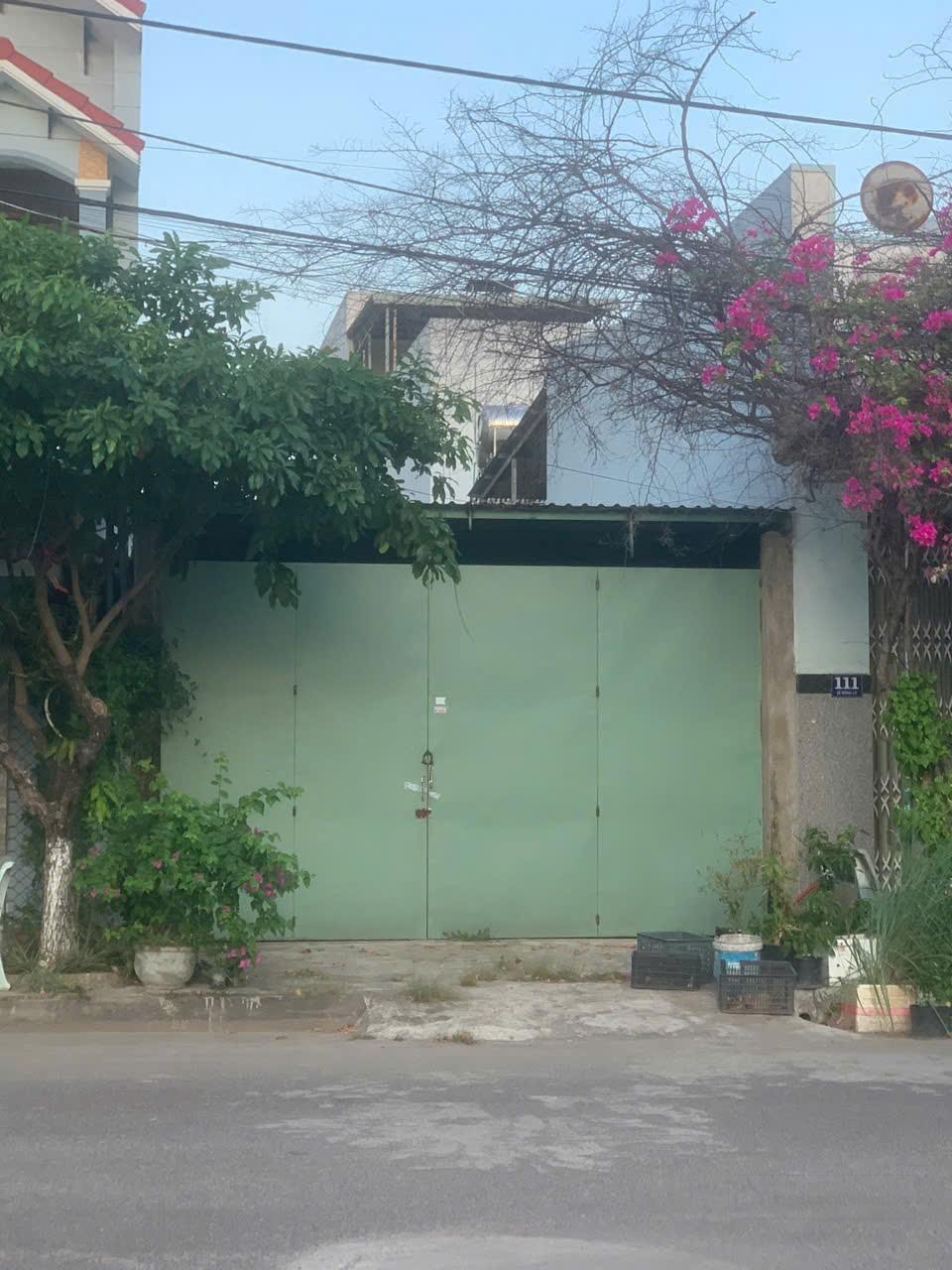 Cho thuê mặc bằng chưa vật tư.liên hệ 0373633762
