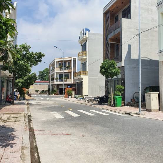 bán 300m2 đất thổ cư giá đầu tư ngay gần bệnh viện Hạnh Phúc, đại lộ Bình Dương