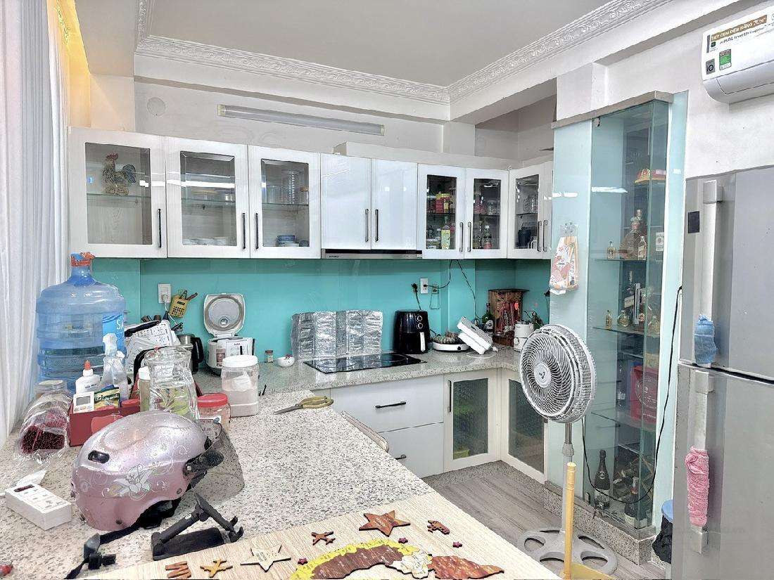 HUỲNH VĂN BÁNH PHÚ NHUẬN - NHÀ ĐẸP 5 TẦNG - HẺM 3 GÁC THÔNG - NHỈNH 7 TỶ.