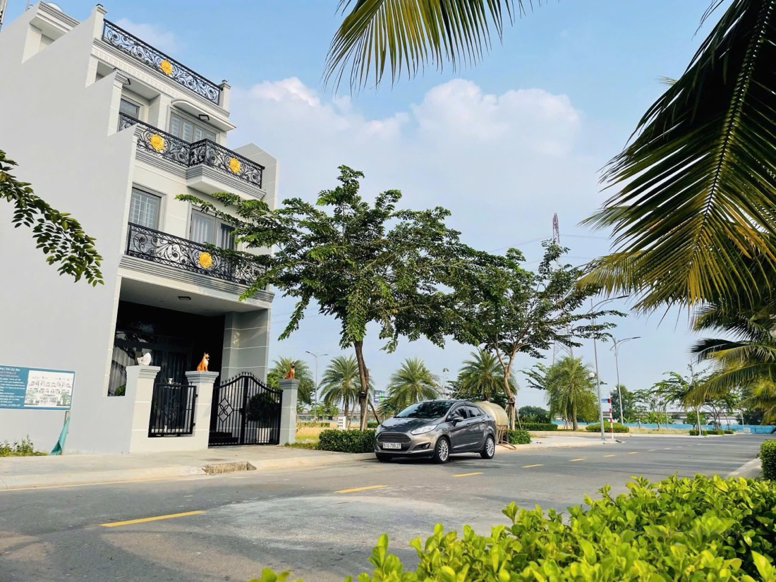 Bán full đất mặt tiền thổ cư 90m2 đường nguyễn hữu trí 