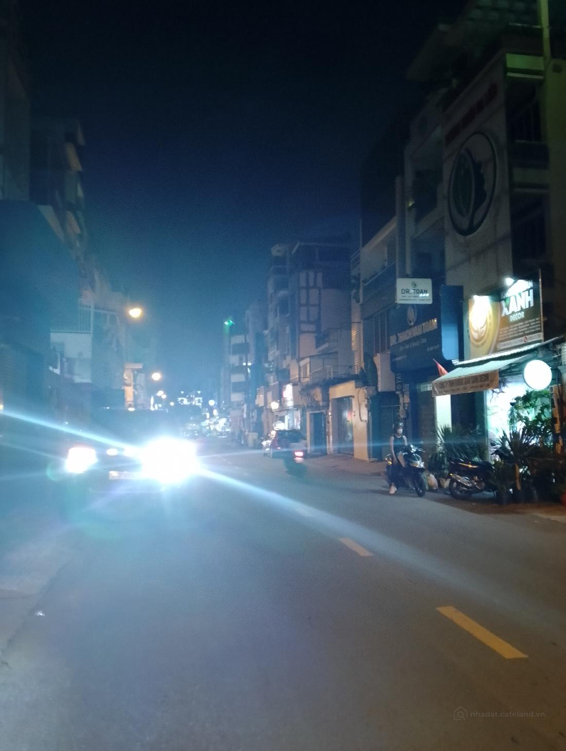 CHO THUÊ NHÀ MẶT TIỀN ĐƯỜNG PHAN VĂN TRỊ, PHƯỜNG 2 , QUẬN 5