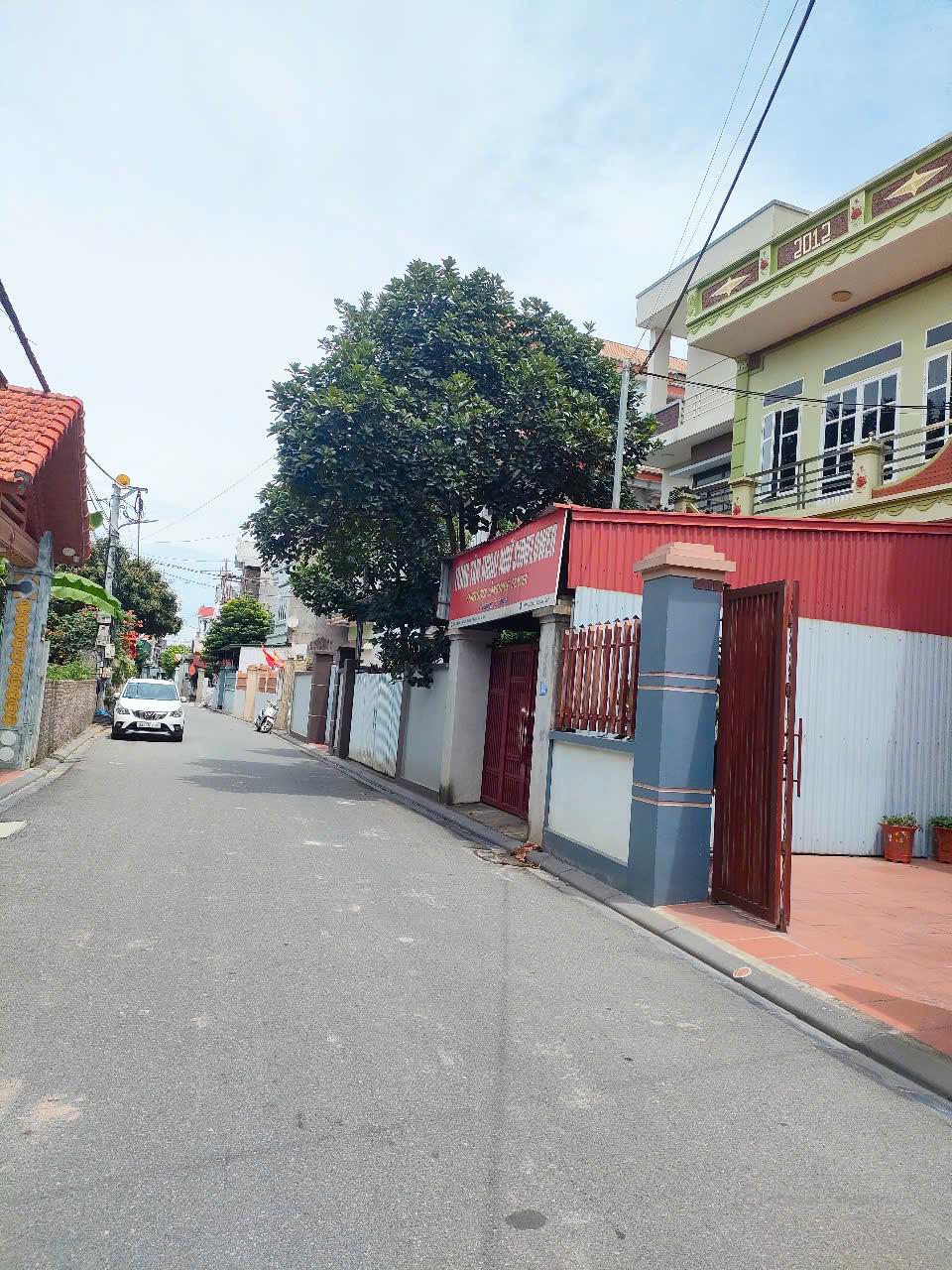 BÁN NHÀ 2 TẦNG NGUYÊN KHÊ ĐÔNG ANH. DT 95,7M Ô TÔ TRÁNH, 8,X tỷ.