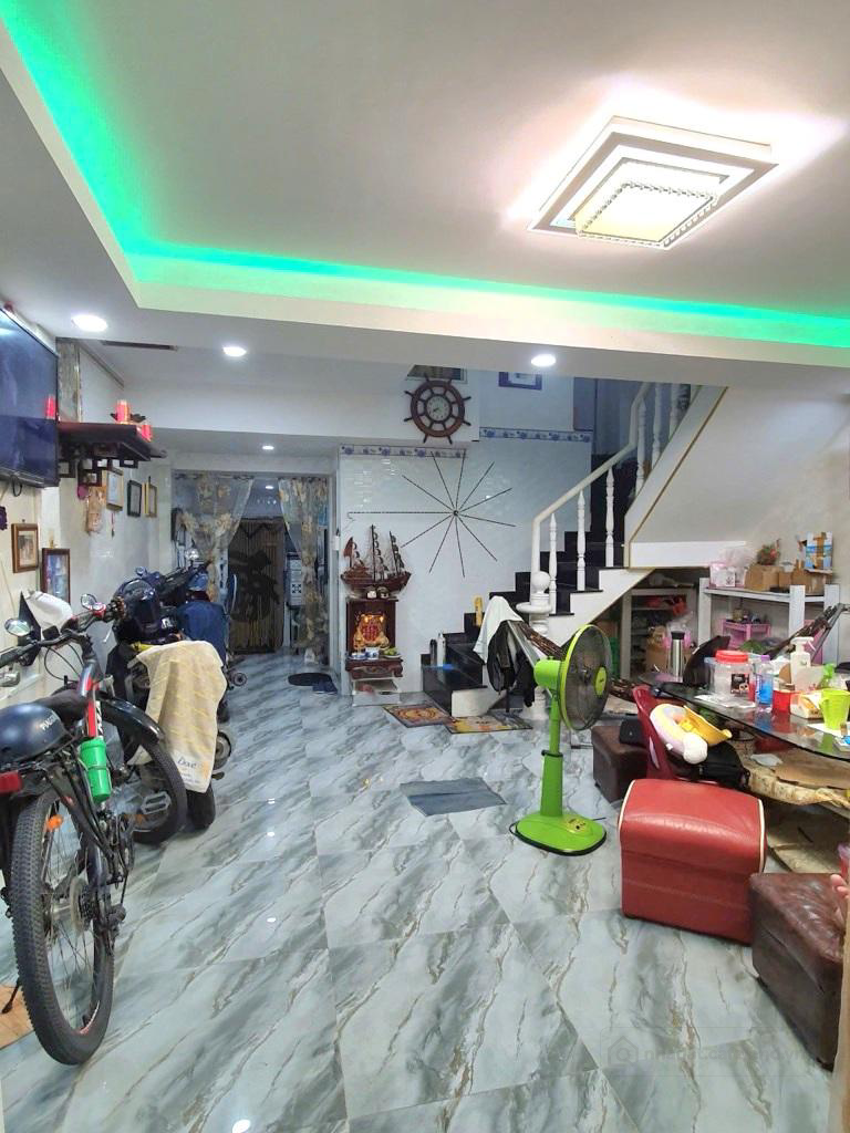 Chỉ 6,95 tỷ - hẻm xe tải thông - nhà ngang 5m x 13,5m