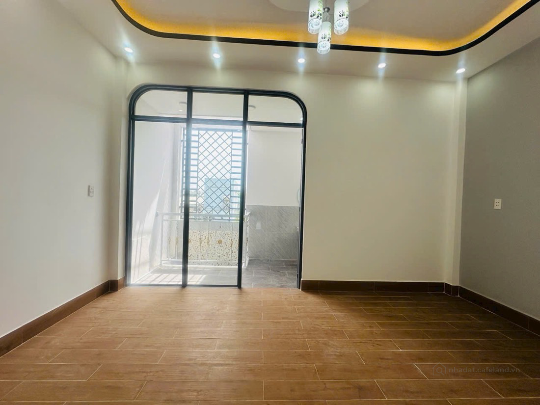 bán nhà mới xây Mỹ Hạnh Nam, 1T, 1L có hoàn công