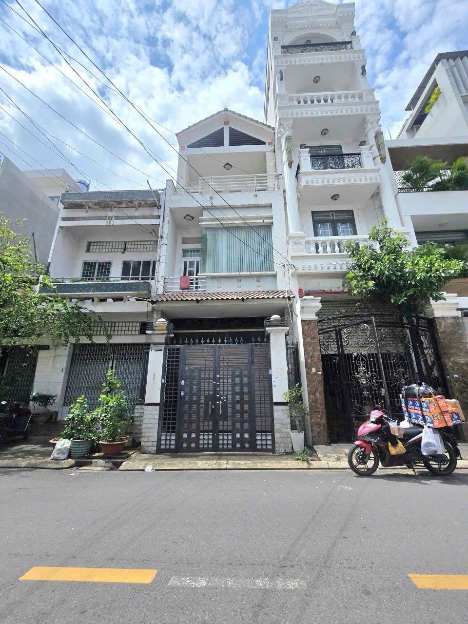 MTNB Gần Âu Cơ Dt 4.5x17m Nhà 3.5 Tấm Giá Tốt 10.7 tỷ