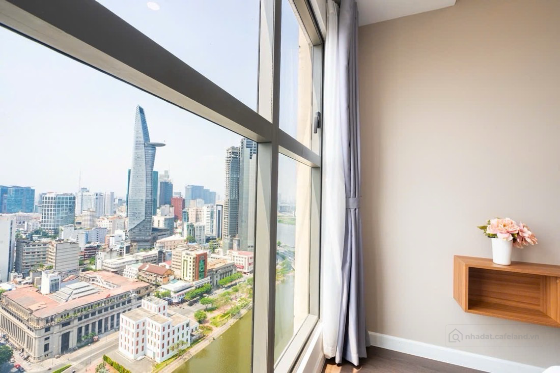 Bán  căn hộ 86m2 Saigon Royal quận 4 giá chỉ 10tỷ. Xem nhà LH 0911 00 70 91
