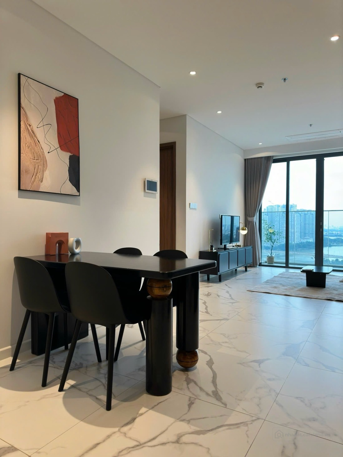 Cần bán nhanh căn hộ 82m2 The Crest Thủ Thiêm, full NT giá chỉ 20tỷ