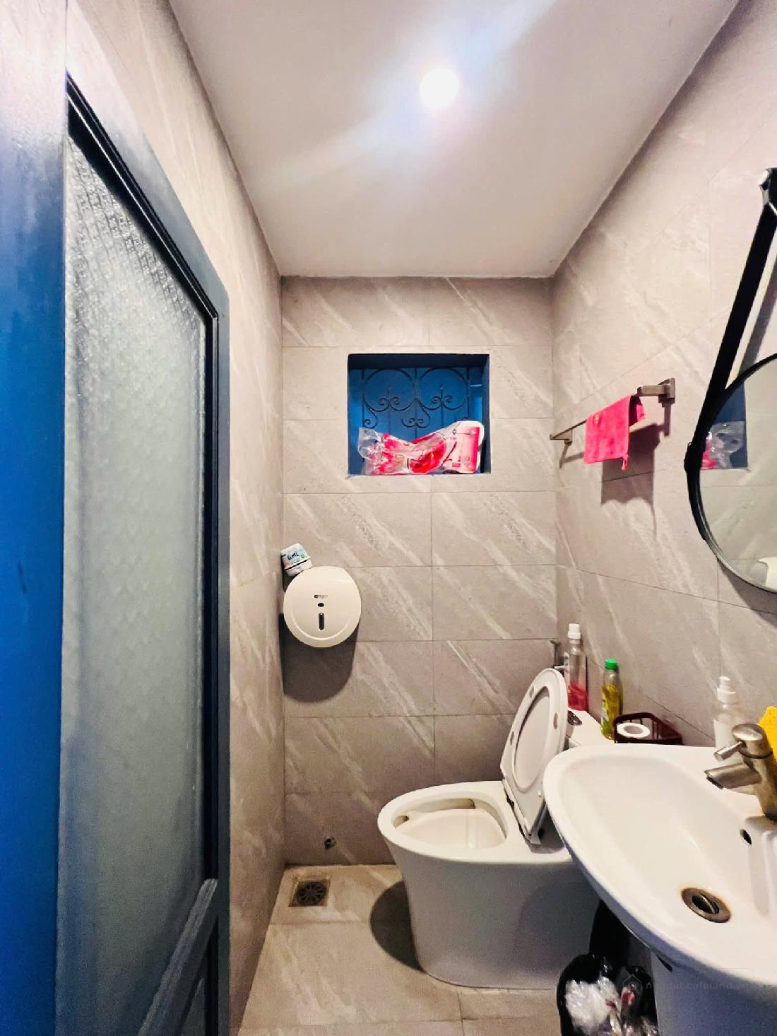 NGUYỄN PHÚC LAI, ĐỐNG ĐA: 52M - 4T - MT: 4m - MẶT NGÕ PHÂN LÔ Ô TÔ TRÁNH, KD...
