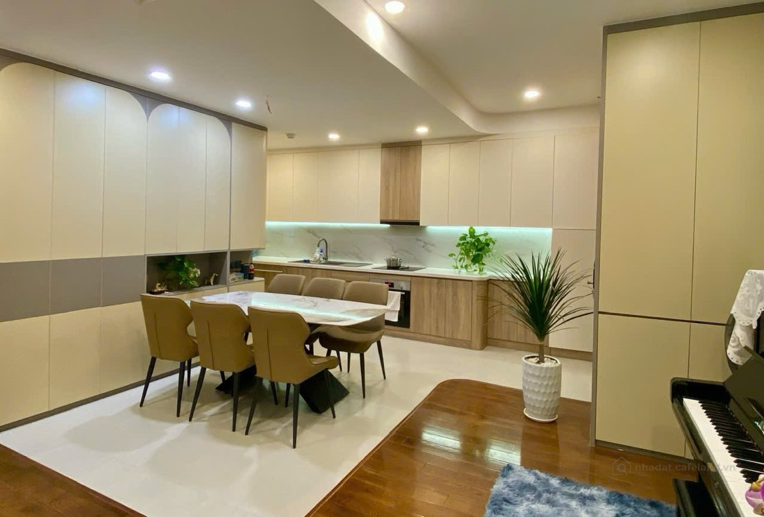 Cần bán căn 2PN 93m2 D’Edge Thảo Điền, đã có sổ hồng, giá 10,5tỷ