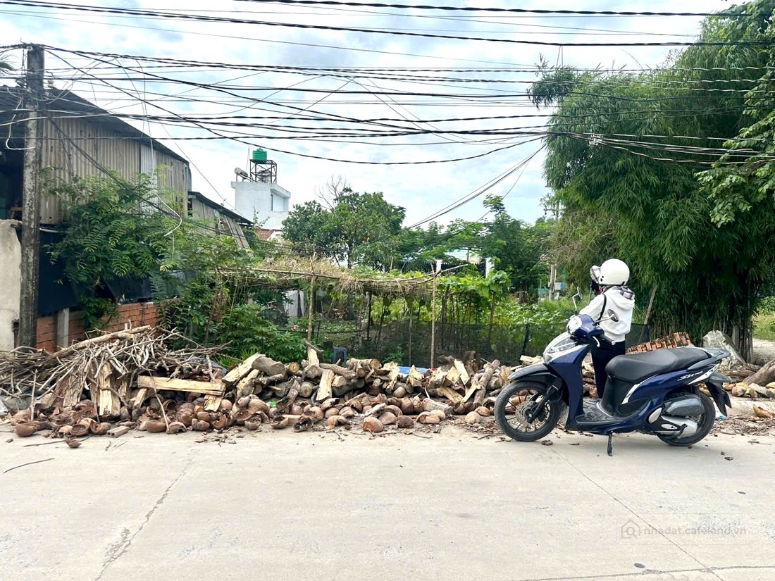 bán đất đường ba ngừa vị trí buôn bán dân cư đông, xã Đức Hoà