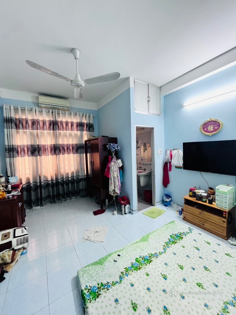 Nhà liền kề, mới, 52m2, ngang 4m, hẻm 6m, khu dân trí và an ninh @. 