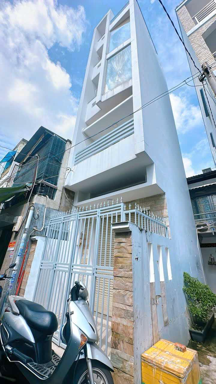 Chỉ 6,8 tỷ - CHDV 41,9m2 (3,11 x 14,8) - nhà 6 tầng HC đủ - Nguyễn Khoái