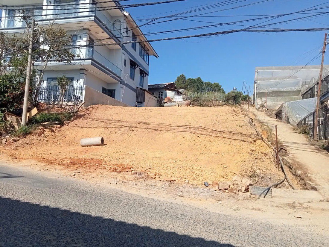 Bán lô Đất mặt tiền đường Trịnh Hoài Đức, Đà Lạt. LH 0769684223