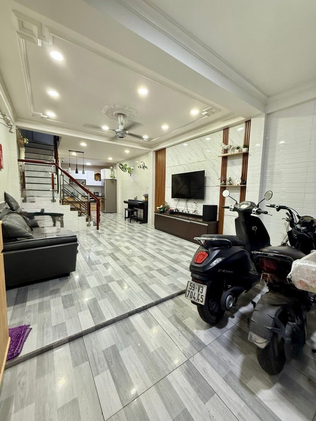 Giảm sâu 100tr Nhà Lưu Chí Hiếu, Tân Phú hẻm siêu rộng 5m kèm theo nội thất