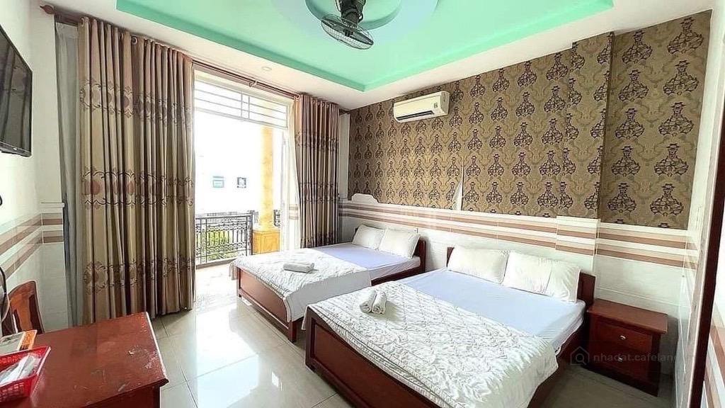 Cần bán,Khách sạn đường rộng 30 m , 7 tầng, dòng tiền ổn định, Sơn Kỳ ,Tân Phú.