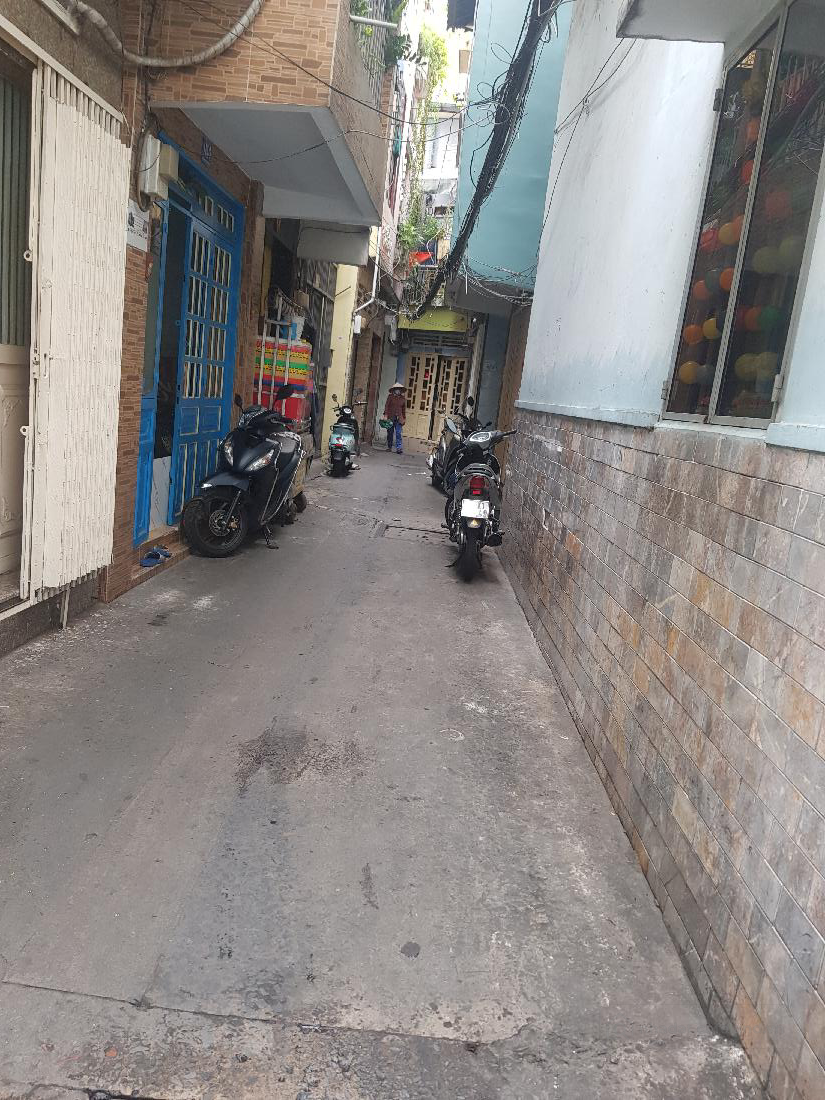  nhà chính chủ cần bán gấp quận 1