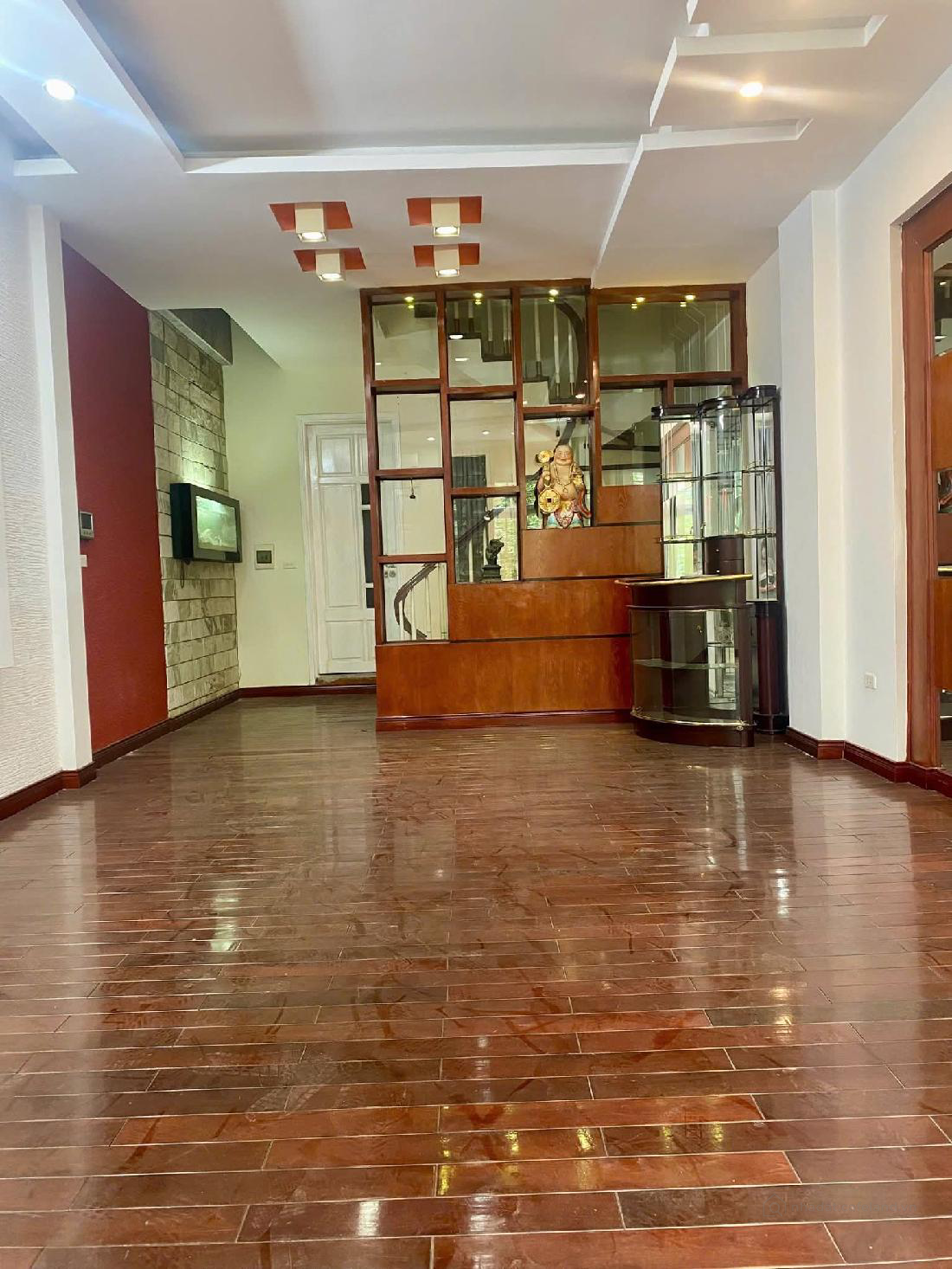 TRẦN DUY HƯNG, CẦU GIẤY: 57m - 6T - Mt: 4,6m giá 22,4 Tỷ - PHÂN LÔ VÍP - Ô TÔ