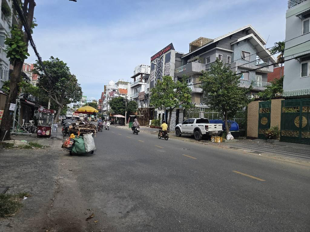 MTKD KHU VIP TÊN LỬA, GẦN NGÃ 4 VÀNH ĐAI TRONG - NHÀ THỜ PHAOLO