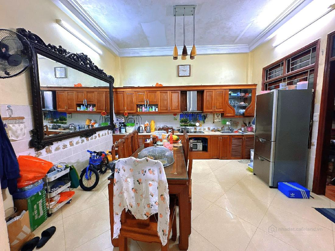 LẠC LONG QUÂN, TÂY HỒ: 71m - 5T - Mt: 5,6m giá 19,35 tỷ - 2 MẶT THOÁNG - Oto...