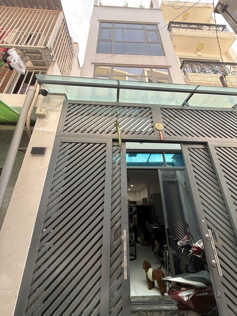Chỉ 7 tỷ - nhà đẹp 4 tầng BTCT - đường Khánh Hội - 131,5 m2 dtsd - gần công viên