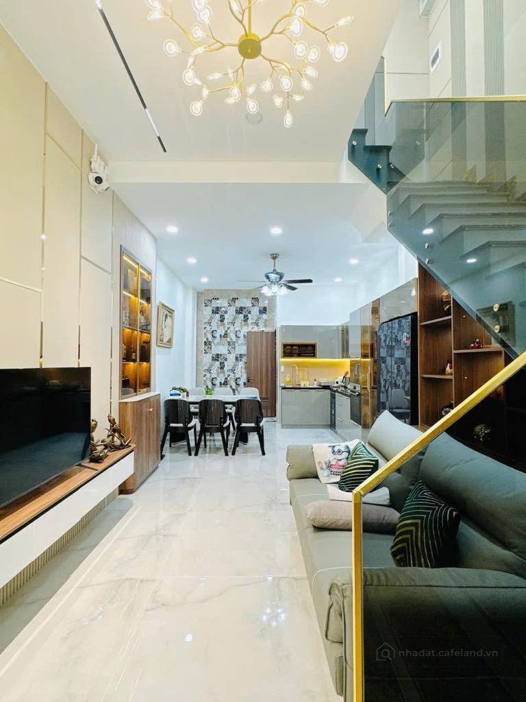 Chỉ 18,5 tỷ - mặt tiền Huyền Quang - 58,2m2 (4,15 x 16) - nhà 3 tầng 3pn 4WC