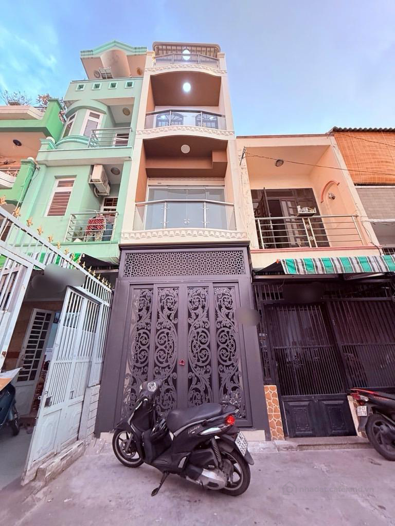 Chỉ 5,6 tỷ - hẻm trước nhà 6m - nhà 5 tầng 3pn - gần Tôn Đản