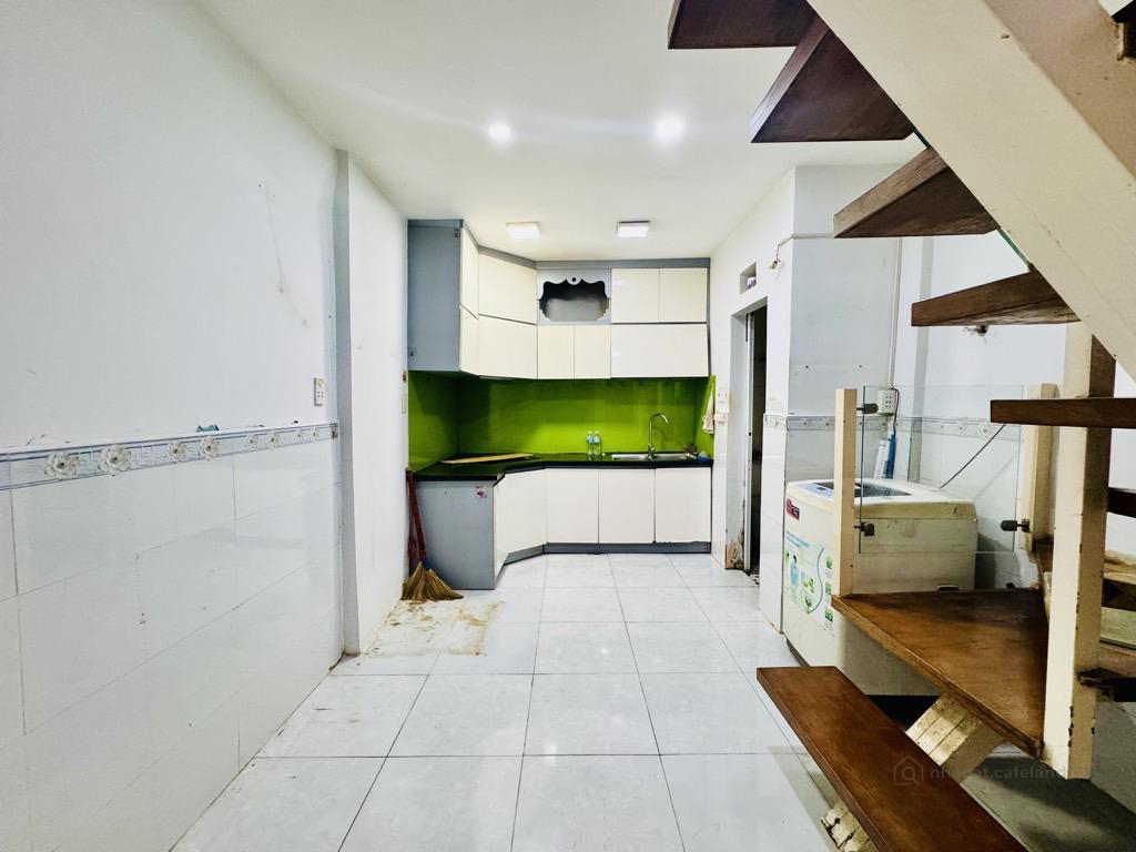 Chỉ 4 tỷ - Trần Đình Xu - nhà 2 tầng 2PN - sổ 26,3m2 - đất dân cư hiện hữu
