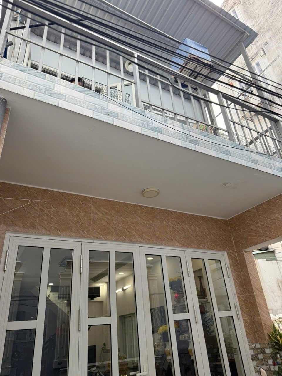 NHÀ ĐẸP KẾ CHỢ TÂN HƯƠNG  HẺM 1 SẸC TÂY SƠN  63M  2 TẦNG ĐÚC  CHỈ 4.7 TỶ 