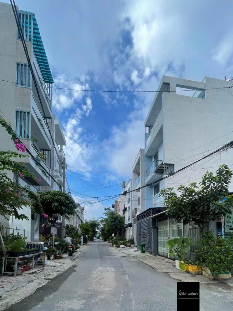 bán 110m2 đất ngay sau chợ Đức Hoà, trung tâm TT. Đức Hoà, đường oto