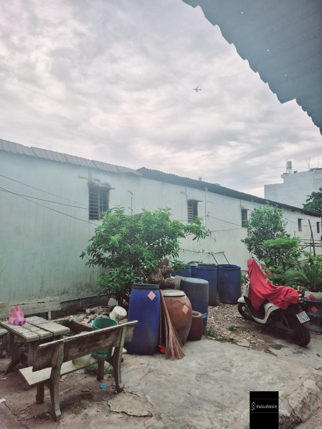 Mặt tiền Trần Văn Giàu , 1450 m2 thổ cư, thu nhập ổn định, tiện xây mới .