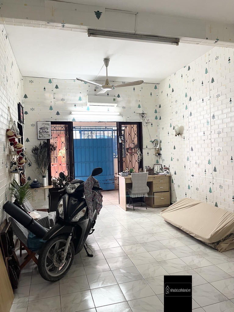 Nhà ngang 6m, 71m2, hẻm 4m, hẻm cụt an ninh. Pháp lý chuẩn. Nhà cũ