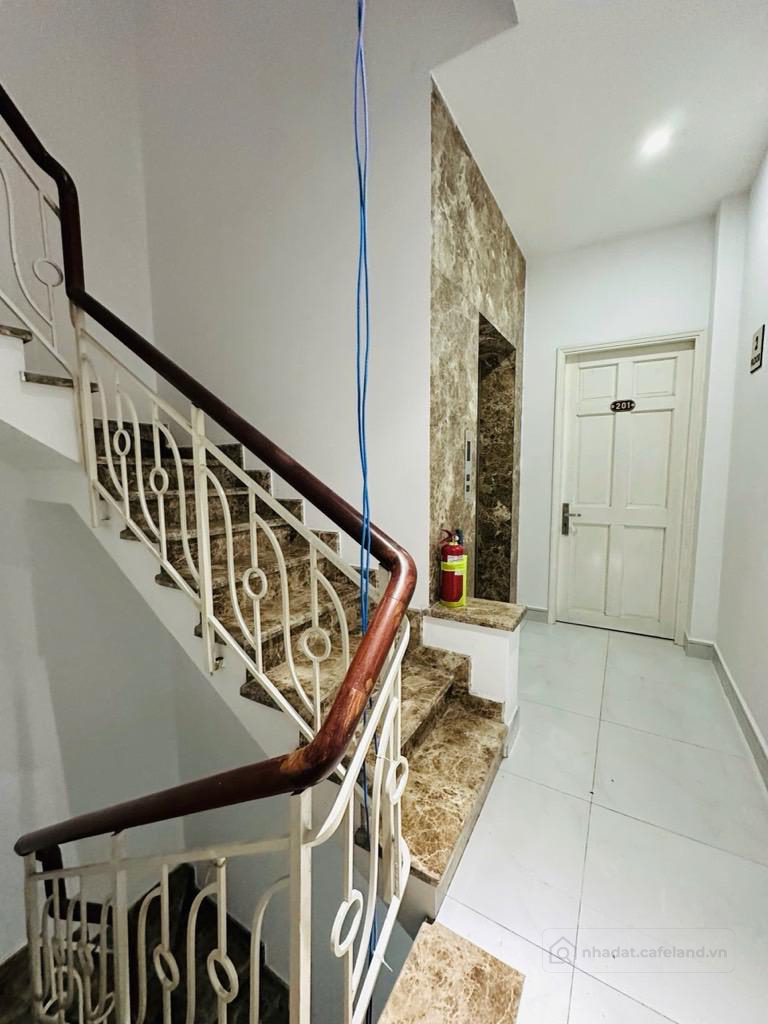 Mặt tiền Nguyễn Phúc Nguyên - nhà 7 tầng + thang máy - sổ 71,2 m2. Chỉ 23,4 tỷ