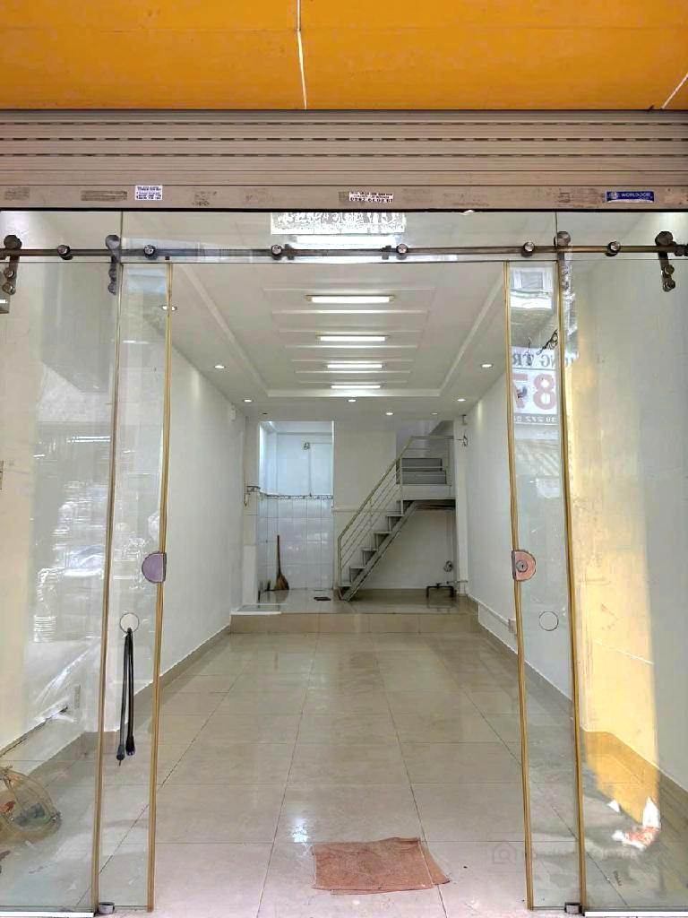 Mặt tiền Vĩnh Viễn - dt 3,2 x 11. Chỉ 6,7 tỷ - cho thuê 20 triệu