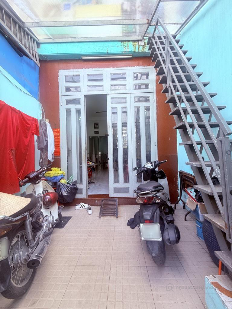 Nhà 3 tầng 7pn HC đủ - sổ 62,8 m2 đất dân cư - ngay CMT8. Chỉ 7 tỷ