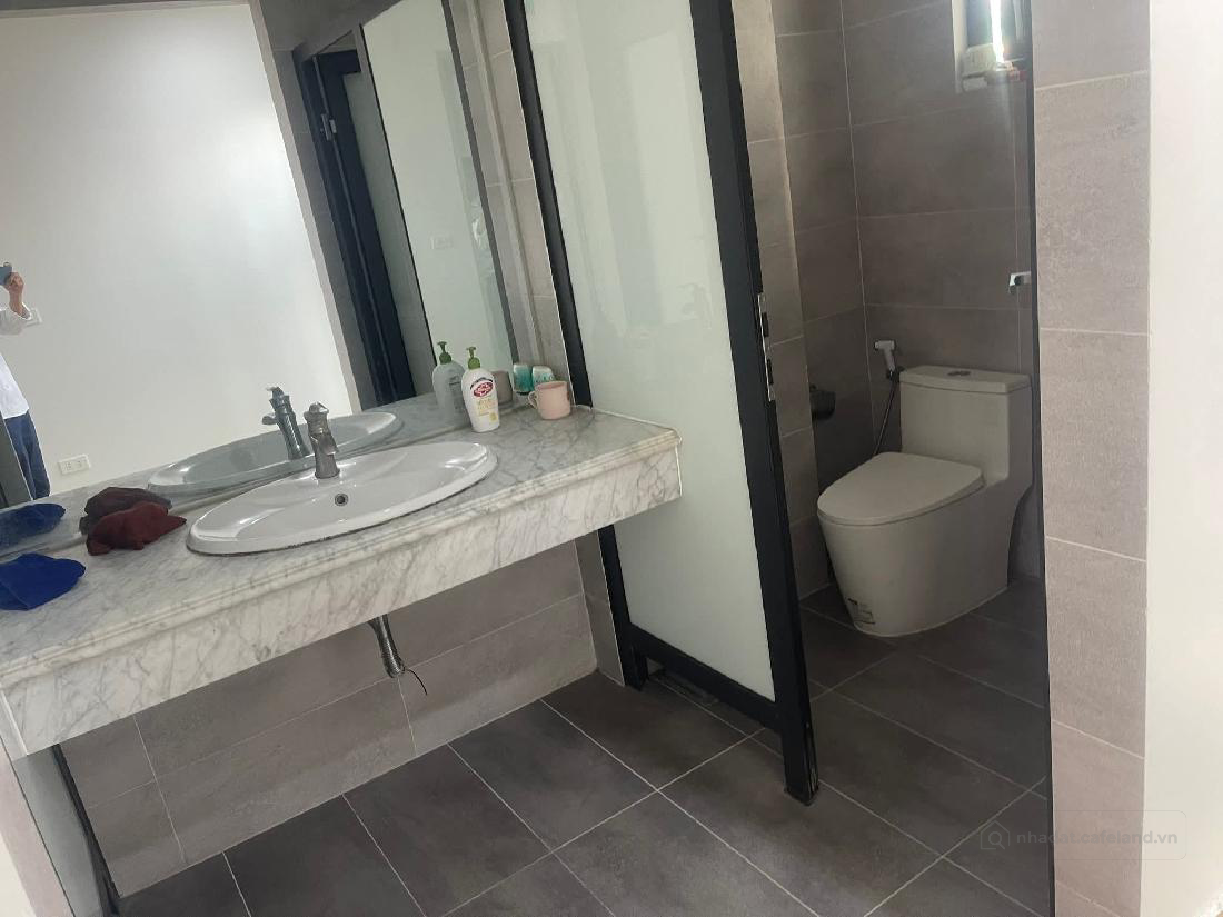 A ĐÂY RỒI, NHÀ MẶT PHỐ TRẦN QUỐC VƯỢNG, CẦU GIẤY: 130m - 9T - Mt: 6m giá 87 Tỷ 