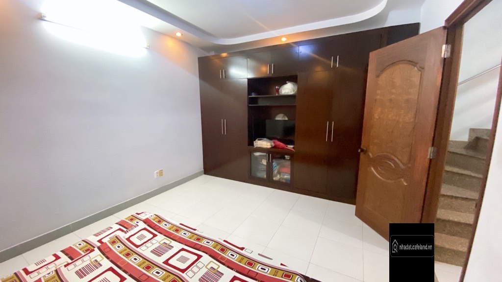 Nhà ngang 6m, 93m2, 4 tầng với 9pn. Hẻm xe tải. Pháp lý chuẩn. Phù hợp kd CHDV