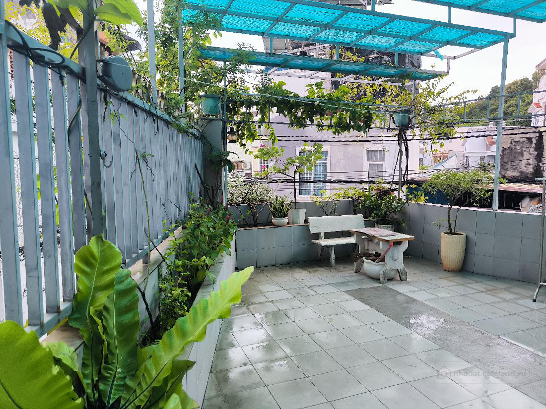 Nhà mặt tiền căn góc. trung tâm du lịch bãi trước Vũng Tàu