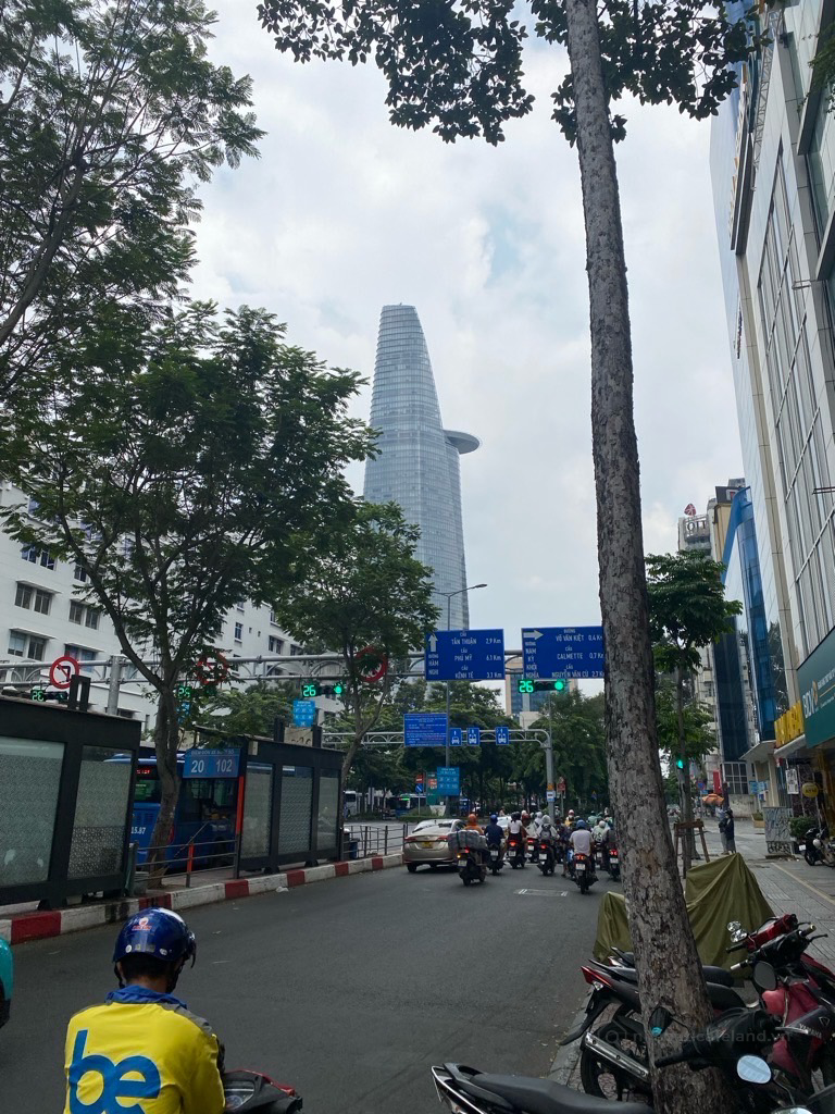 145m mặt tiền hàm nghi quận 1 ngang 8.2m. siêu hiếm không có nhà bán