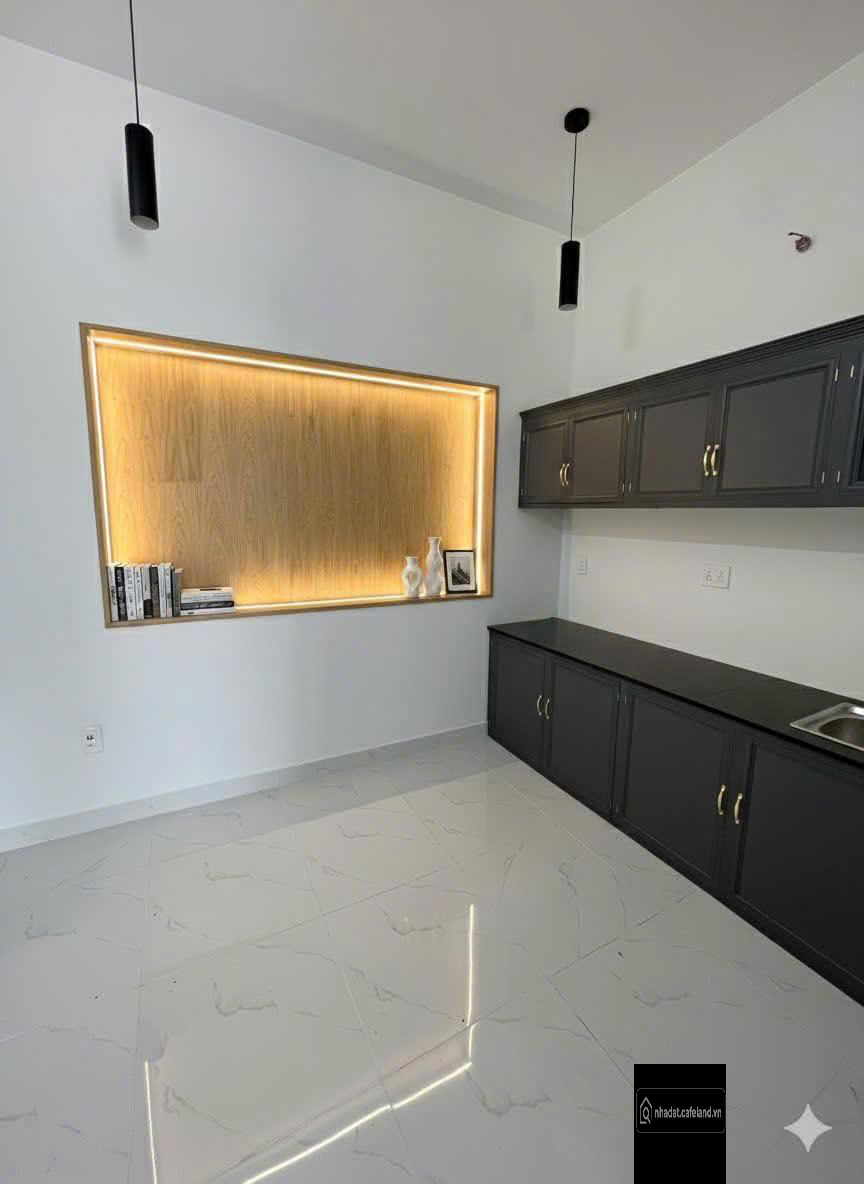 Bán nhà ngộp ngân hàng, Nguyễn Văn Bứa, dưới 800 triệu, full nội thất