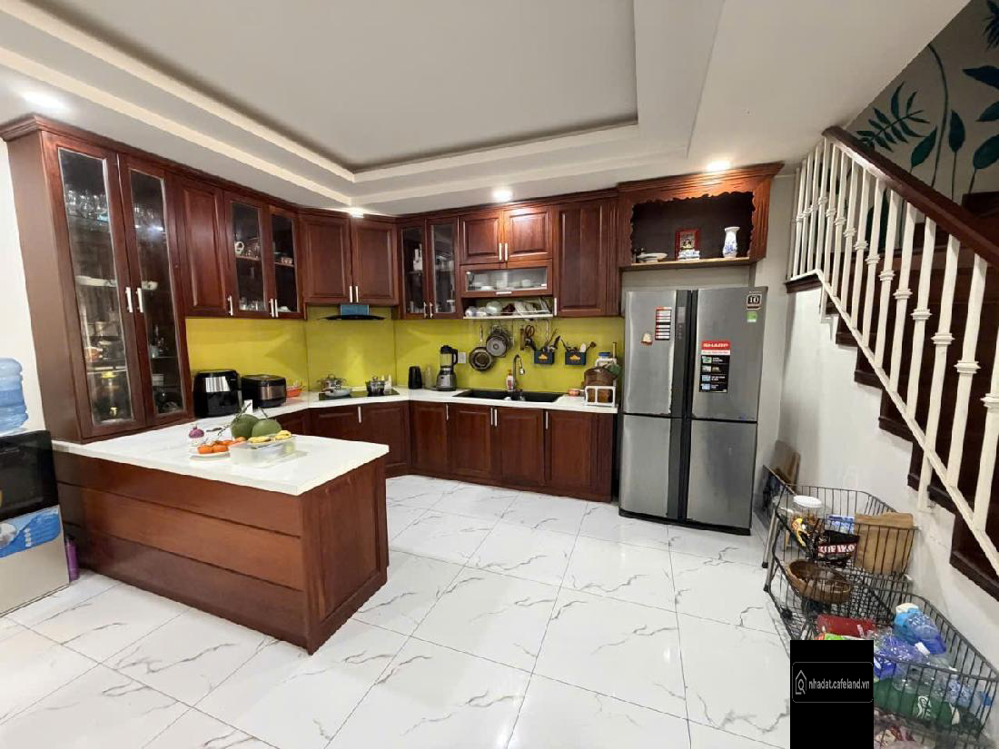 Villa mặt tiền Thủ Đức sát Phạm Văn Đồng 130m2 ngang 6*25 nhà 3 tầng NT gỗ xịn