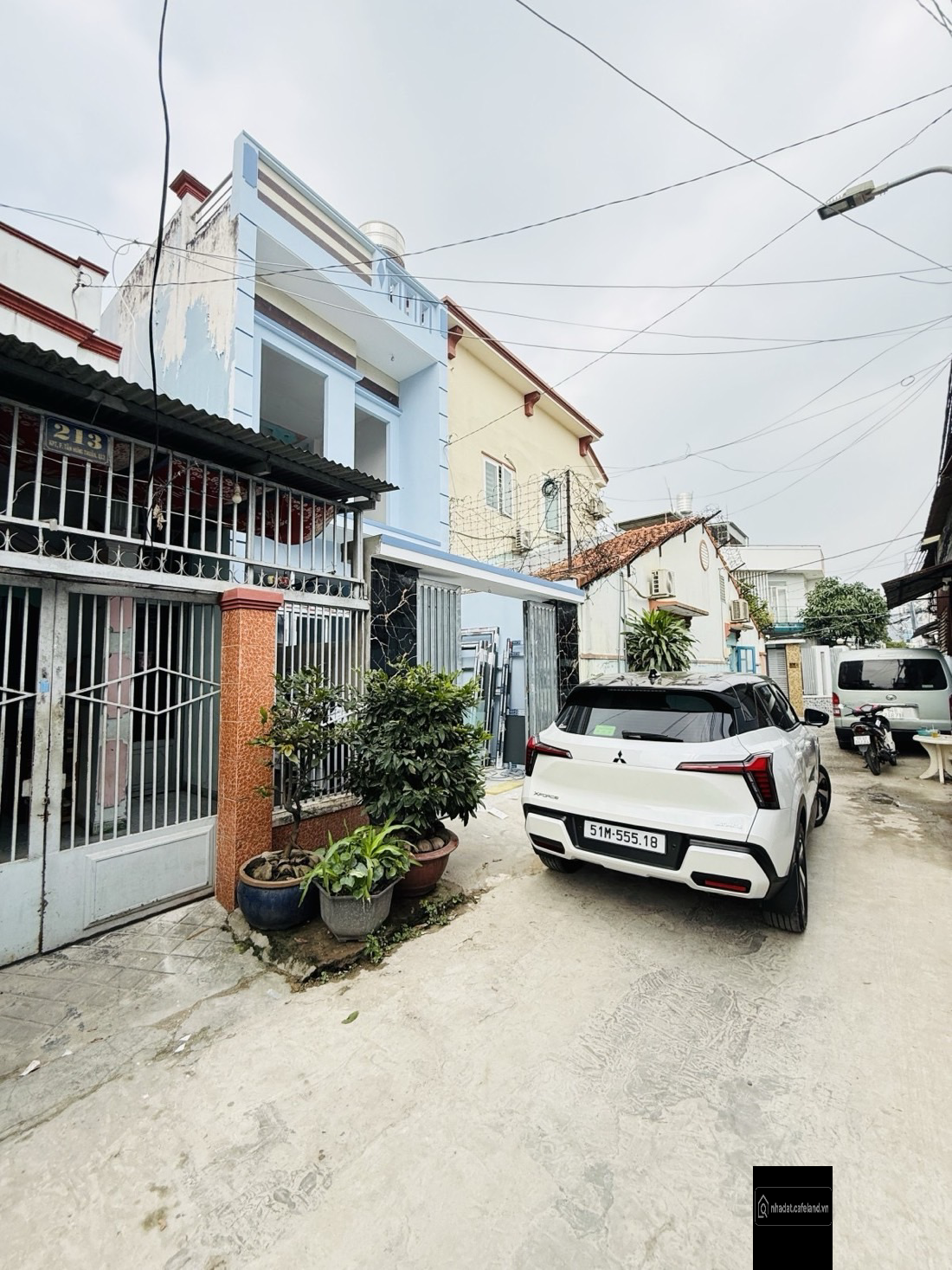 Bán nhà Mặt tiền ĐHT 40 - TRƯỜNG CHINH – 88m2 ( 4 x 22 ) – 4PN - khu Bàn Cờ