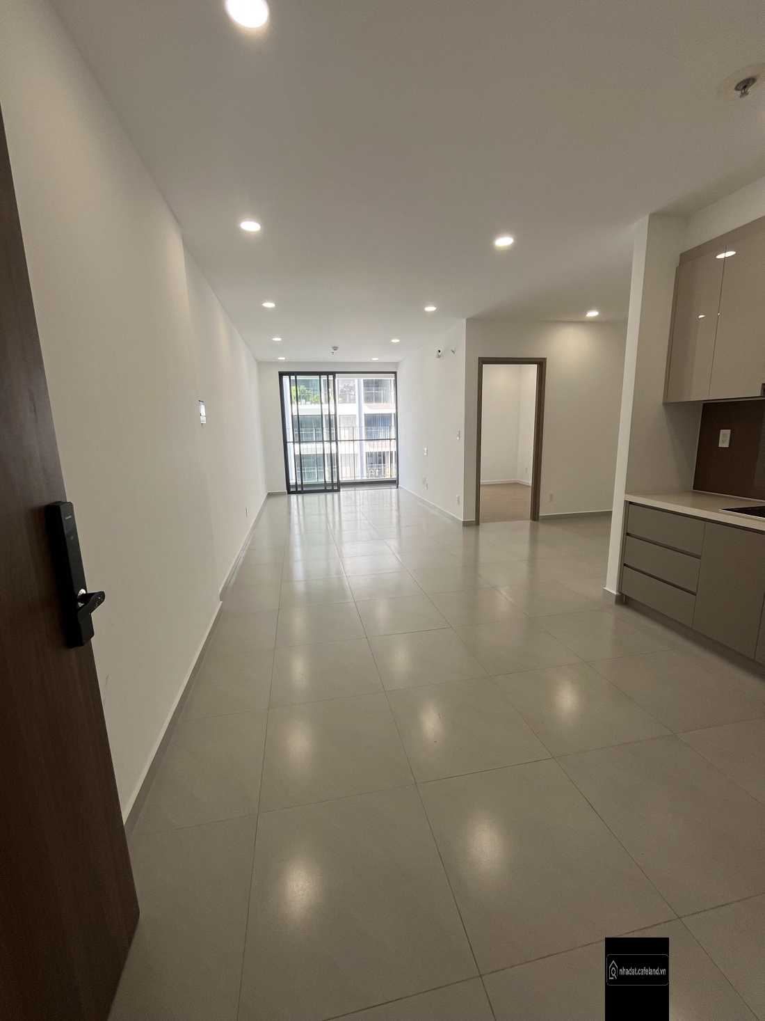 65m2 - Giá ra sổ 3.38 tỷ - 1PN1WC view nội khu - MT Eastmark Q9