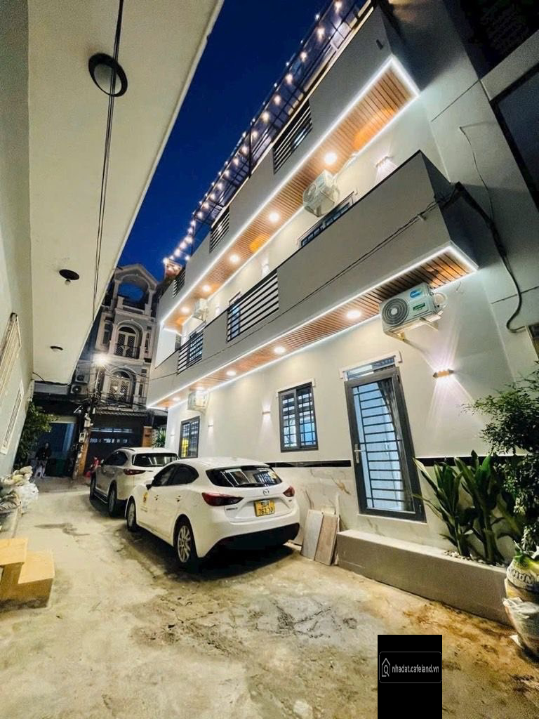 GÓC 2 MẶT TIỀN PHAN VĂN TRỊ - Ô TÔ ĐẬU CỬA - 3 TẦNG - KHÔNG LỘ GIỚI - CHỈ 7.8Tỷ