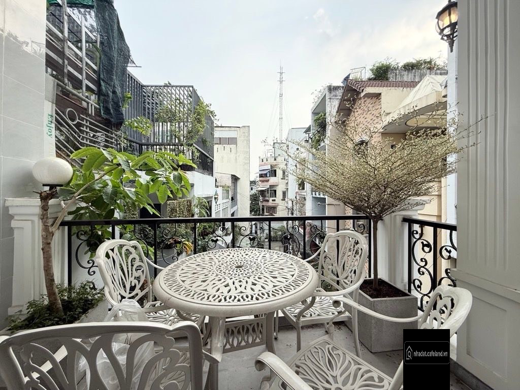 Nhà HXH Huỳnh Văn Bánh chuẩn Châu Âu, 3 tầng, kiến trúc sư thiết kế, 9.7 Tỷ TL