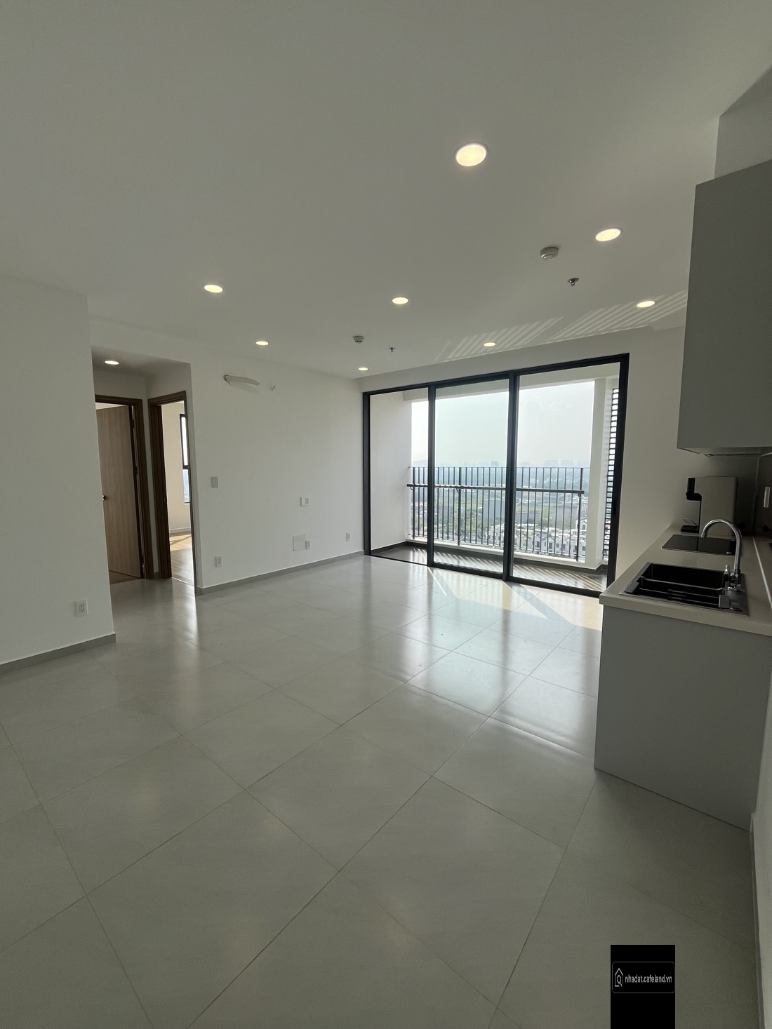 Căn góc 100m2 - Giá 4.85 tỷ giãn trả 6 tháng - Sổ hồng 3PN3WC MT Q9