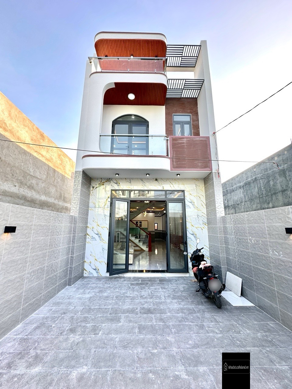 bán nhà gần cầu lớn, 5x26m đường nhựa ở, buôn bán, giá 3.3 tỷ