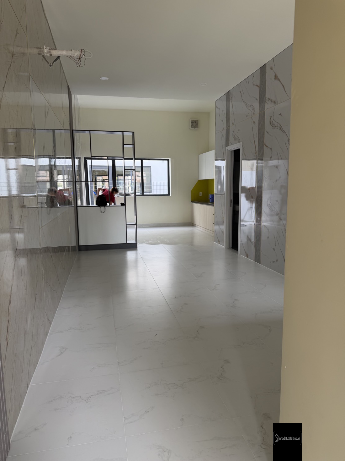 Bán nhà phố mới xây 1 trệt 2 lầu khu Compound an ninh yên tĩnh.