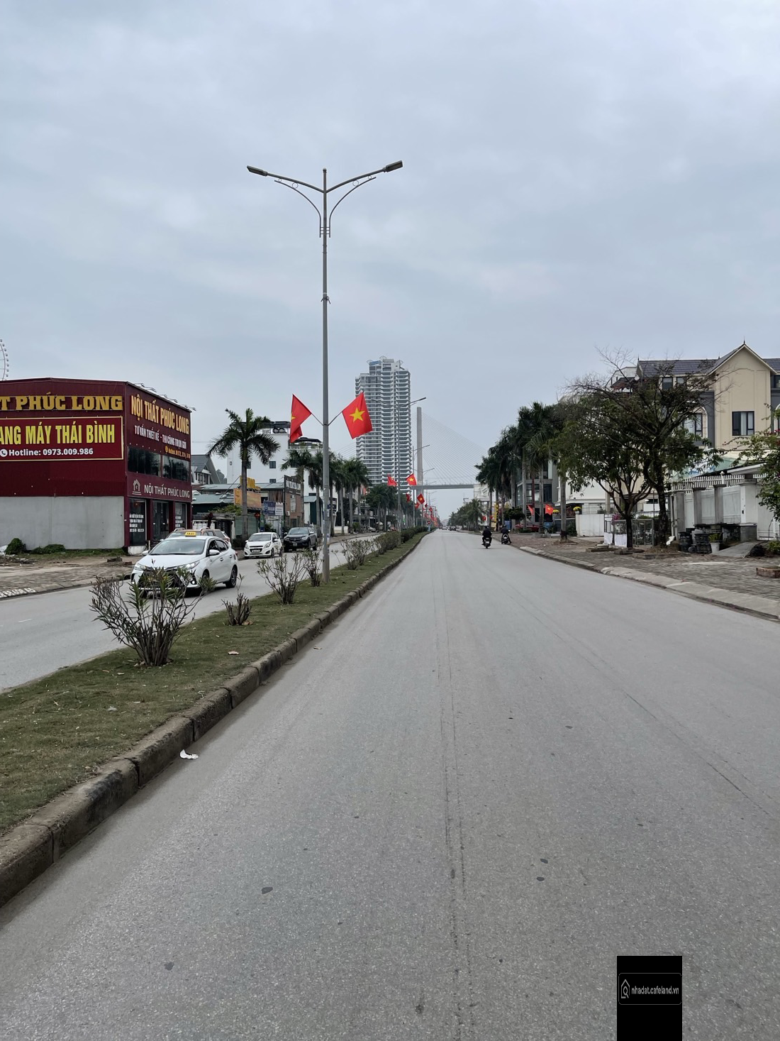 SĐCC bán nhà biệt thự  mặt phố chính khu đô thị mới CEINCO 5 Hồng Gai QN